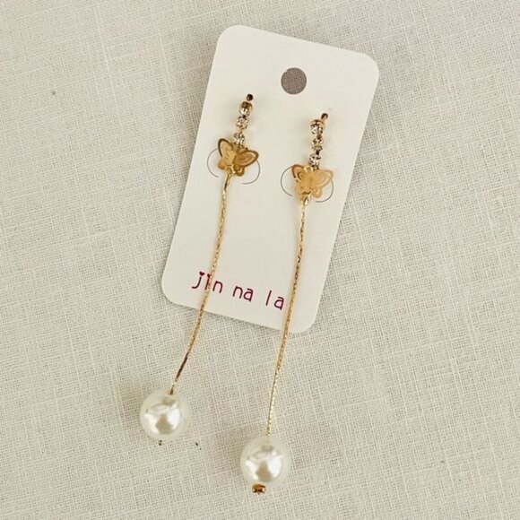 Goldtone Butterfly Earrings w/Rhinestones and Dangling Pearls Beads by Jin na la - Picture 1 of 3